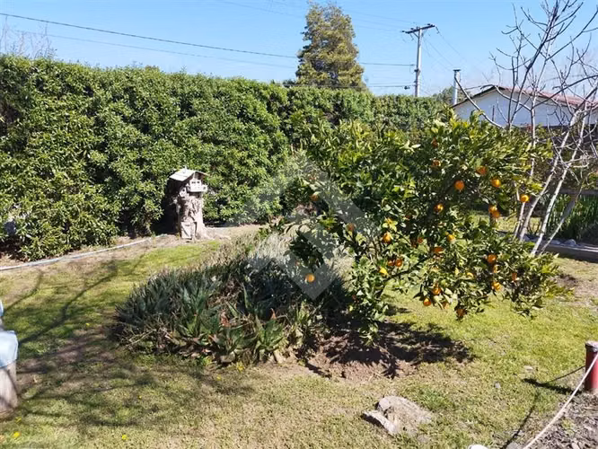 SE VENDE, parcela orilla camino 4 instaciones independiente