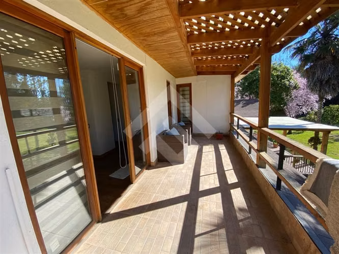Parcela vendo 7D 8B piscina quincho condominio Talagante