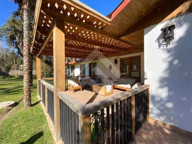 Parcela vendo 7D 8B piscina quincho condominio Talagante
