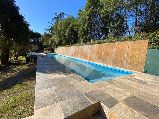 Parcela vendo 7D 8B piscina quincho condominio Talagante