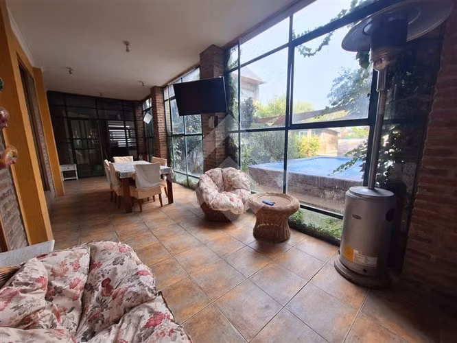 Parcela en venta en Padre Hurtado con dos casas