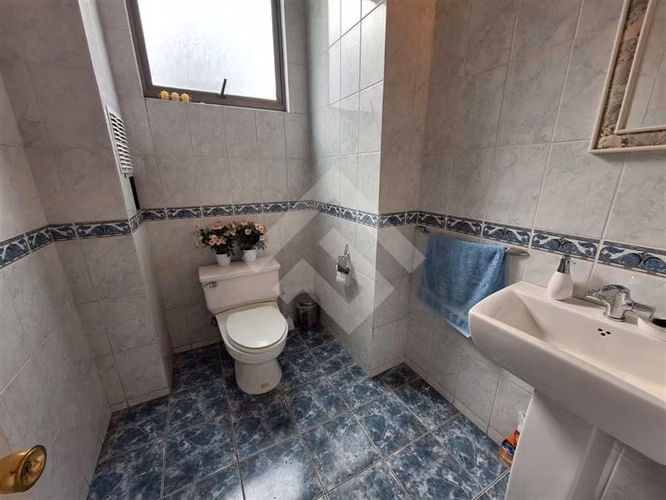 Parcela en venta en Padre Hurtado con dos casas