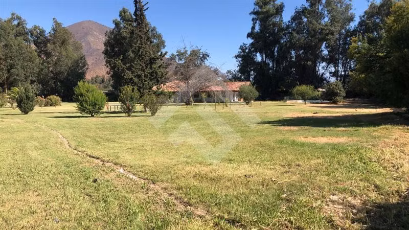 Parcela 10.000 mts2 c/casa 4D 3B No Condominio Talagante