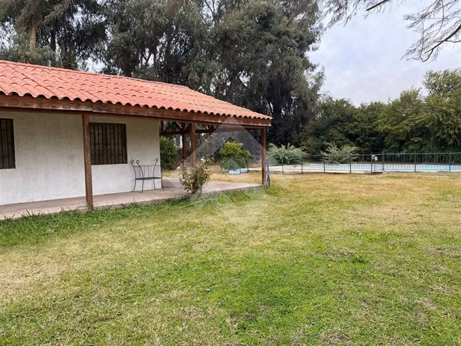 Parcela 10.000m c/casa amoblada arriendo Talagante