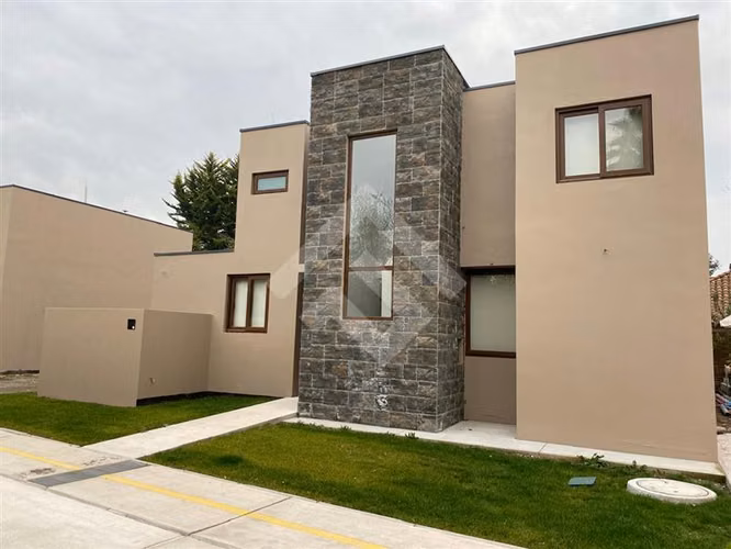 Casa 3D 3B patio estacionamiento arriendo en Isla de Maipo - Imagen 2