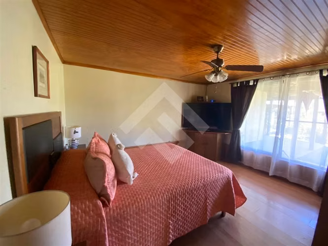 Parcela con casa familiar Talagante Seguridad