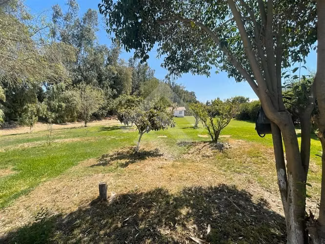 CASA EN VENTA 5D 3B, CON PISCINA Y RECPECION FINAL