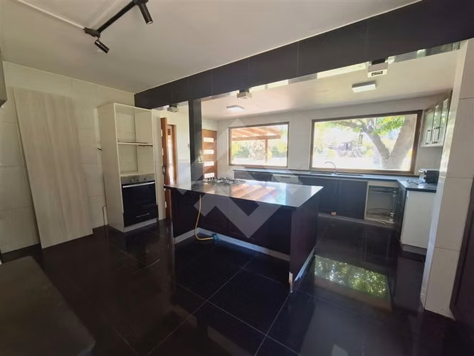 Casa en venta de 4 dorm. 3 Baños en Talagante. Oliveto