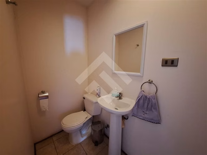 Casa en venta de 6 dorm. 5bañ Dos Casa Colonia Aleman Berlin