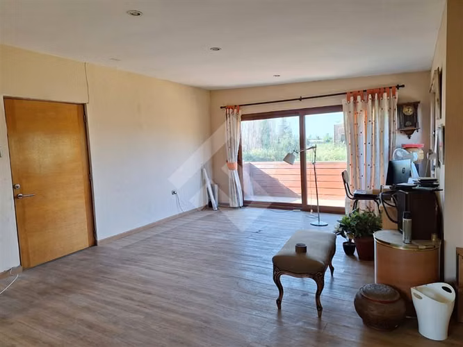 Casa en venta de 6 dorm. 5bañ Dos Casa Colonia Aleman Berlin