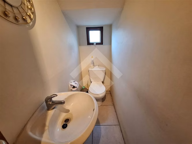 Casa en venta de 6 dorm. 5bañ Dos Casa Colonia Aleman Berlin