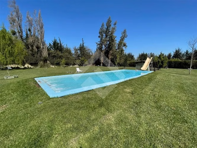 Parcela Con Piscina 4d.3b Con Recepción Final