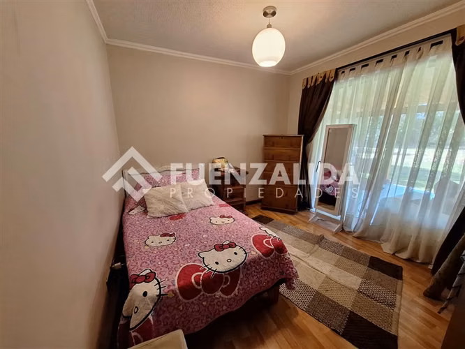 Casa en venta de 4 dorm. en Peñaflor. Colonia Alemana.