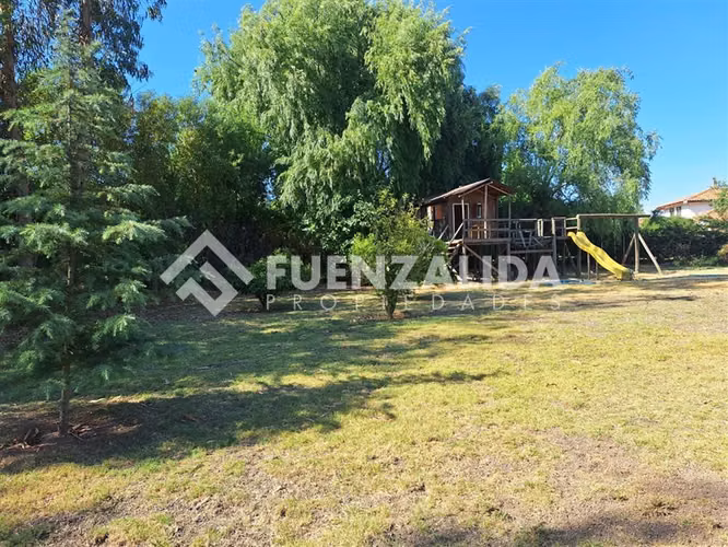 Parcela en venta en Peñaflor. Av Berlin La Colonia Alemana