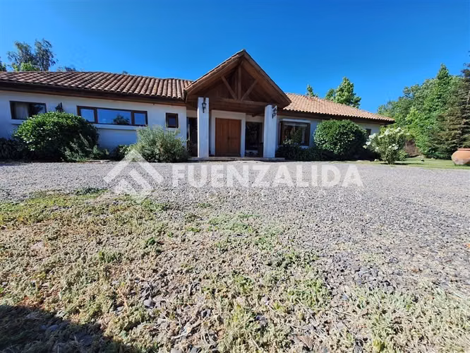 Parcela en venta en Peñaflor. Av Berlin La Colonia Alemana