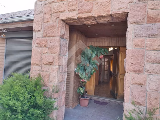 Casa para uso comercial o habitacional se vende en Talagante - Imagen 6