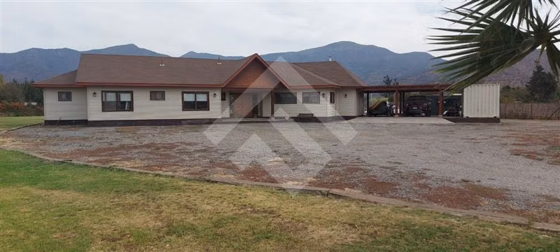 Casa en venta de 4D 4B Piscina Quincho en Isla de Maipo