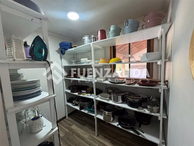 2 casas en venta en parcela de 5000 mts . Cond. Consolidado