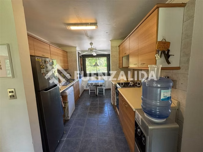 2 casas en venta en parcela de 5000 mts . Cond. Consolidado