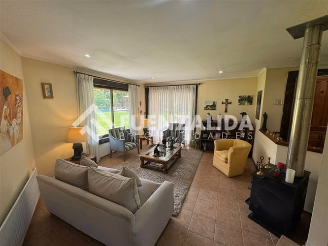 2 casas en venta en parcela de 5000 mts . Cond. Consolidado