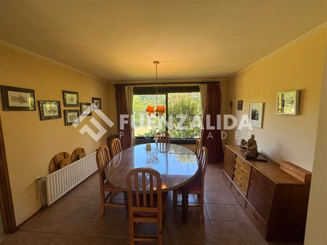 2 casas en venta en parcela de 5000 mts . Cond. Consolidado