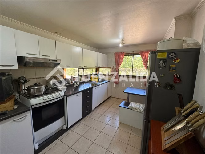 2 casas en venta en parcela de 5000 mts . Cond. Consolidado