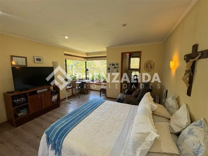 2 casas en venta en parcela de 5000 mts . Cond. Consolidado