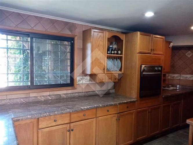 Parcela con casa 2 piscinas Condominio en venta en Talagante