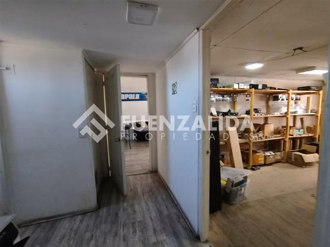 Local Comercial en venta,bajo precio de tasación, La Granja