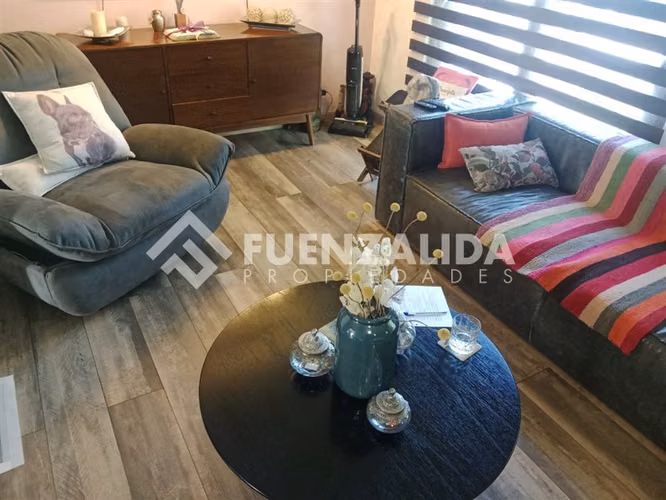 Casa en venta de 4 dorm. en La Florida