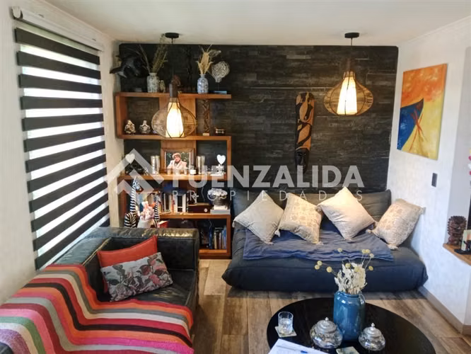 Casa en venta de 4 dorm. en La Florida