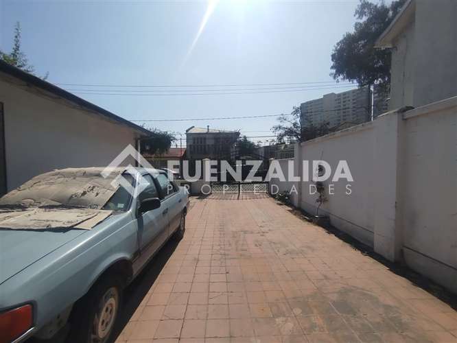 Vende Casa 4D, 2B, San Joaquín, Metro. Rodrigo de Araya