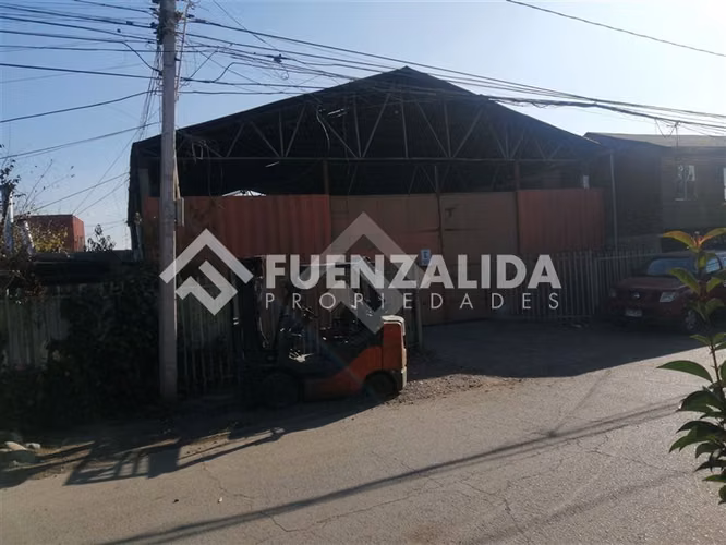 Casa en venta de 6 dorm. en La Florida