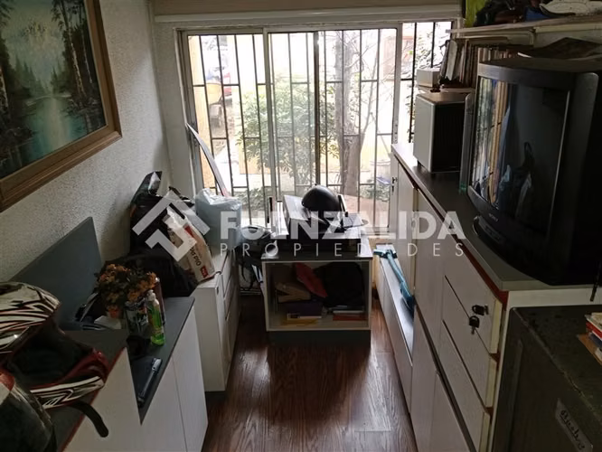 Casa en venta de 5 dorm. en La Florida