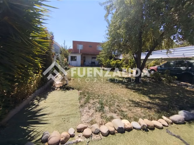 Casa en venta 4D. 3B. Piscina. en La Florida