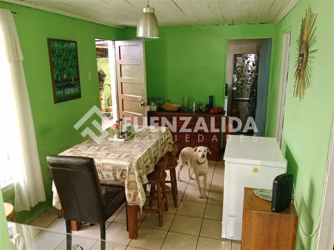 Casa en venta de 4 dorm. en La Granja