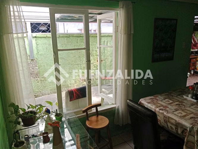 Casa en venta de 4 dorm. en La Granja