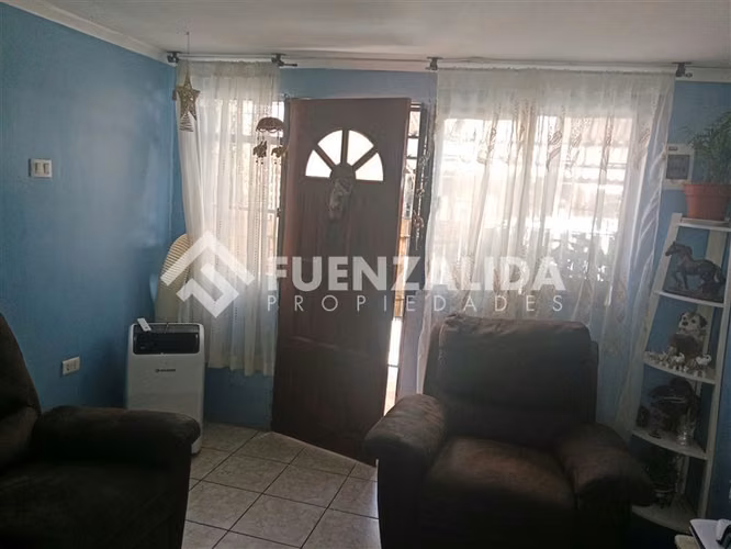 Casa en venta de 4 dorm. en La Florida