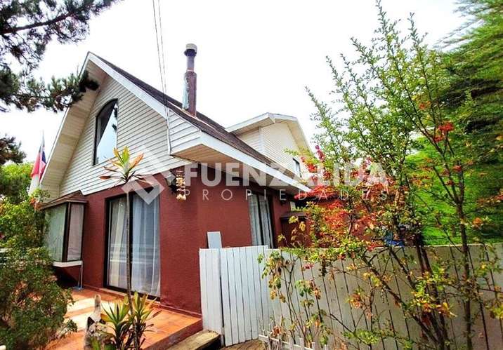 Casa en venta de 5 dorm. en Algarrobo