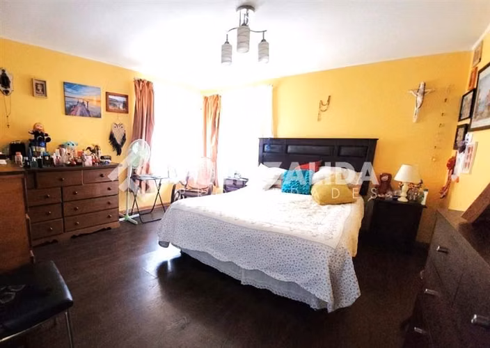 Casa en venta de 5 dorm. en Algarrobo