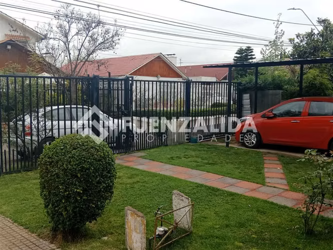 Casa en venta de 3 dorm. en Macul