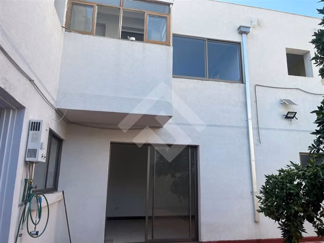 Venta de Casas en Santiago para uso de oficina o comercial