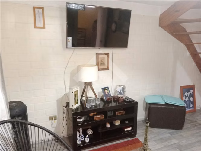 Casa en venta de 4 dorm. en San Bernardo