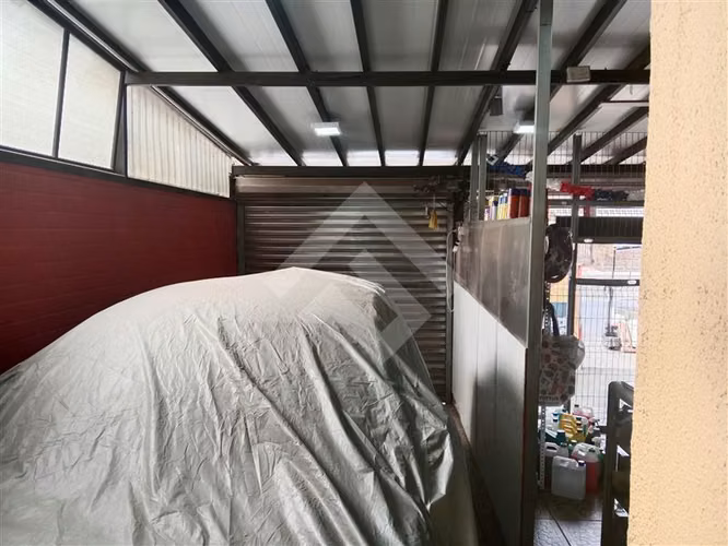 Casa en venta de 4 dorm. en San Bernardo