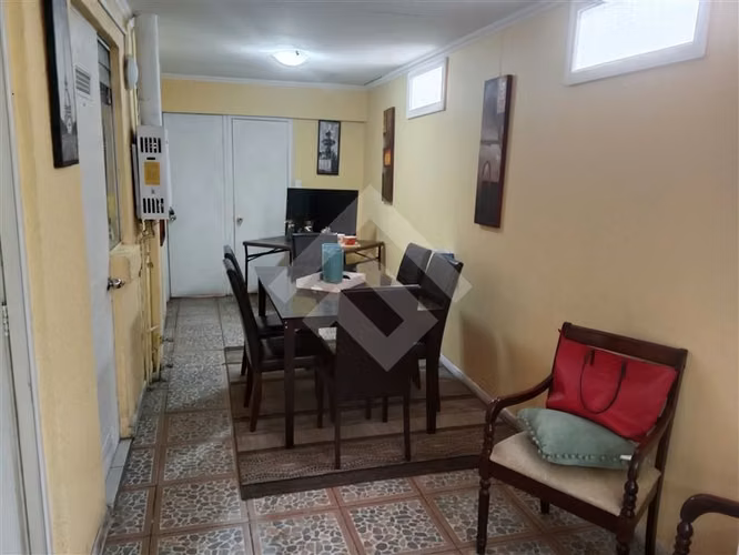 Casa en venta de 4 dorm. en San Bernardo