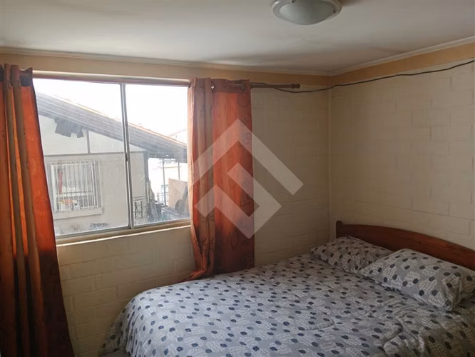 Casa en venta de 4 dorm. en San Bernardo