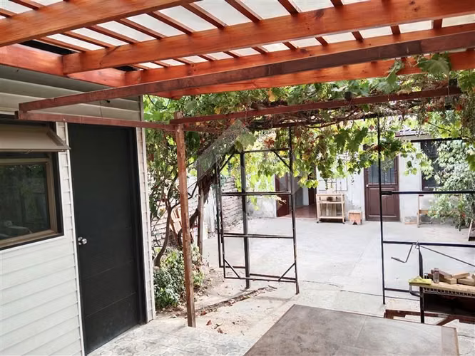 Casa en venta de 4 dorm. en La Florida