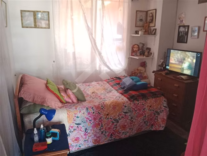 Casa en venta de 6 dorm. en La Florida