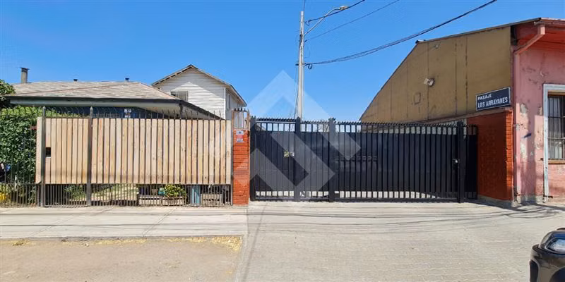 Casa en venta de 4 dorm. en Talagante