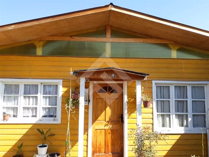 Casa en venta de 4 dorm. en La Florida